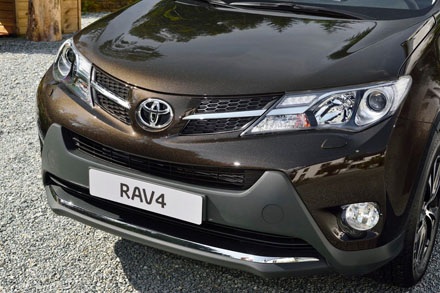 Camry, Prius V và RAV4 bị khuyến cáo về độ an toàn - 1 Download bộ ảnh về làm hình
nền máy tính